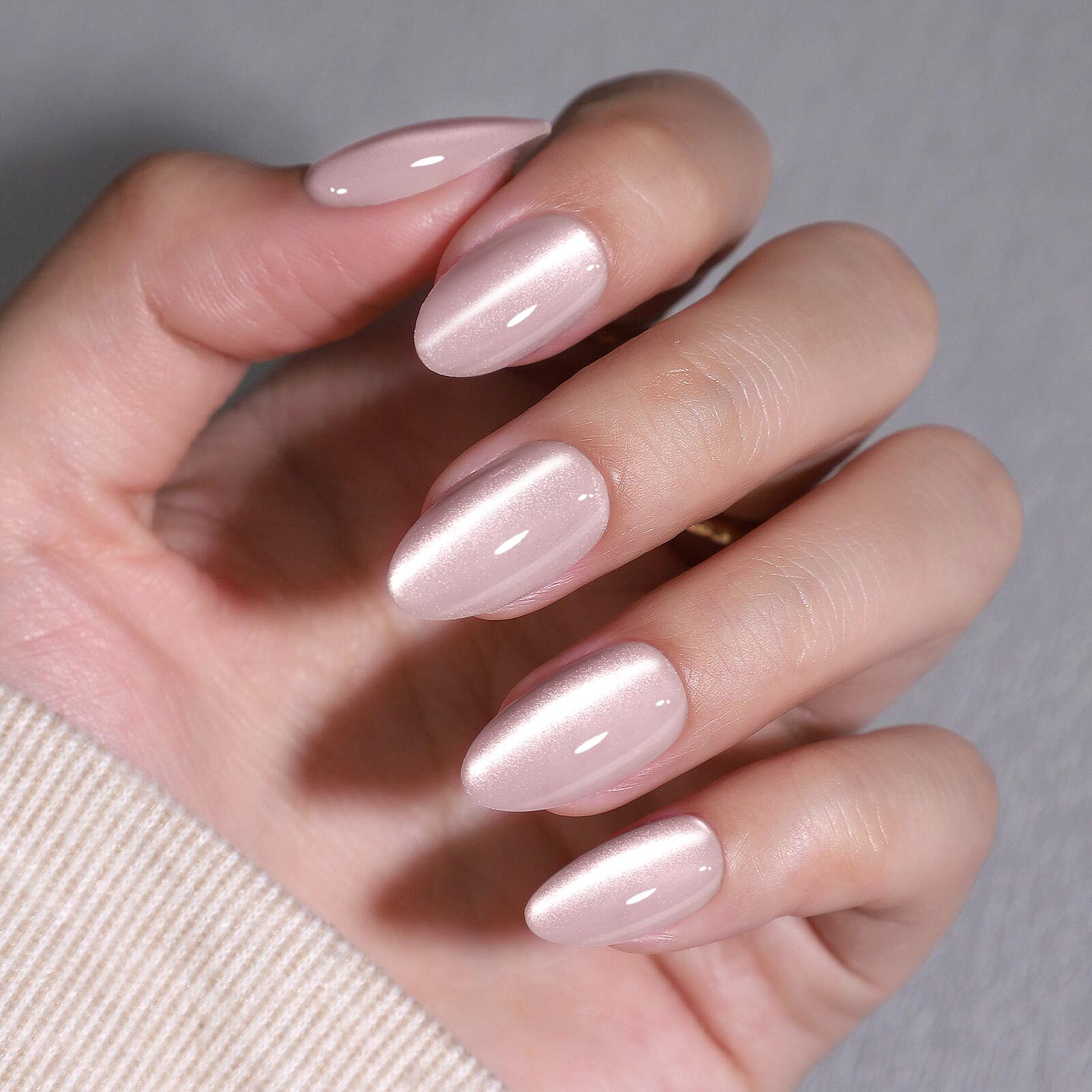 QLIQ Nails